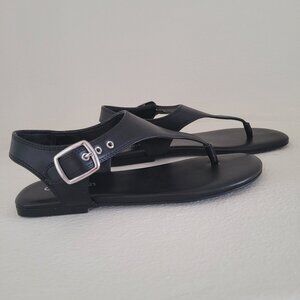Calvin Klein Women's Moraca Buckle T-Strap Flat Sandals